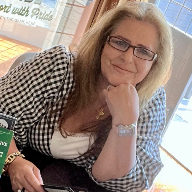 Jennifer Cook [301Km]